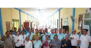 Dr Rundi Gesa Komuniti Luar Bandar Beralih kepada Pertanian Moden Berkelompok