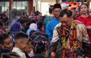 Ibu bapa digesa pantau penggunaan gajet anak