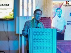 Bukan Anak Tani, Tapi Jurutera. Dan Dia Buktikan Setengah Hektar Boleh Beri RM6,000 Sebulan