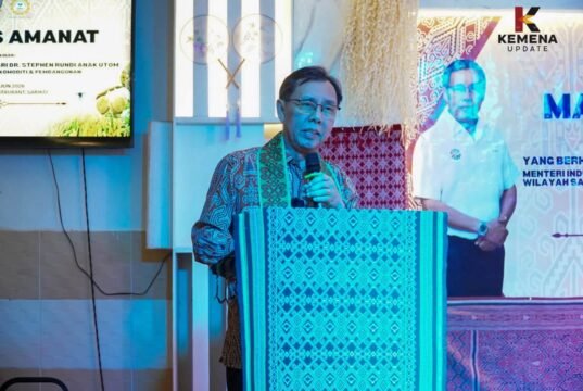 Bukan Anak Tani, Tapi Jurutera. Dan Dia Buktikan Setengah Hektar Boleh Beri RM6,000 Sebulan